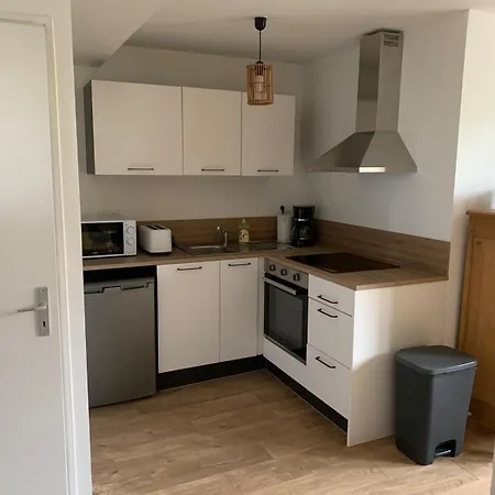 Moutarde Place Turenne Apartment *